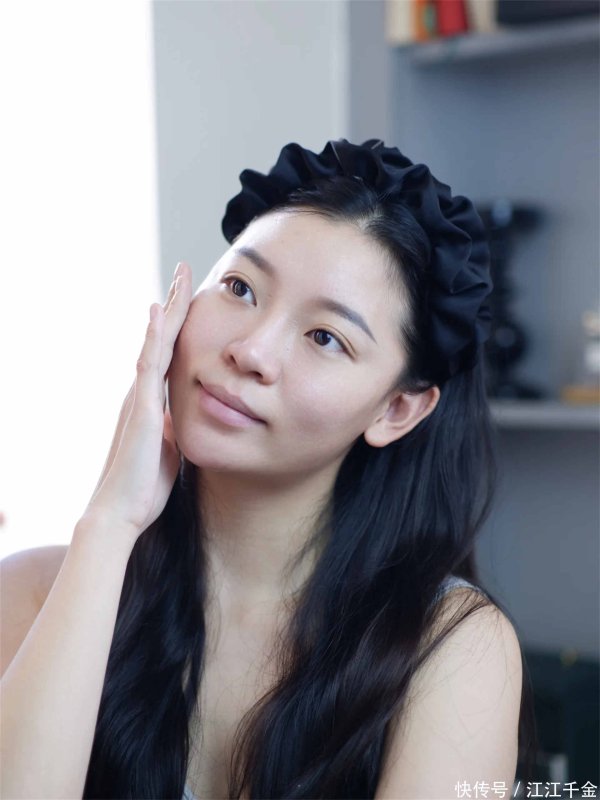 辉煌国际 日常护肤｜超爱的香奈儿精华！